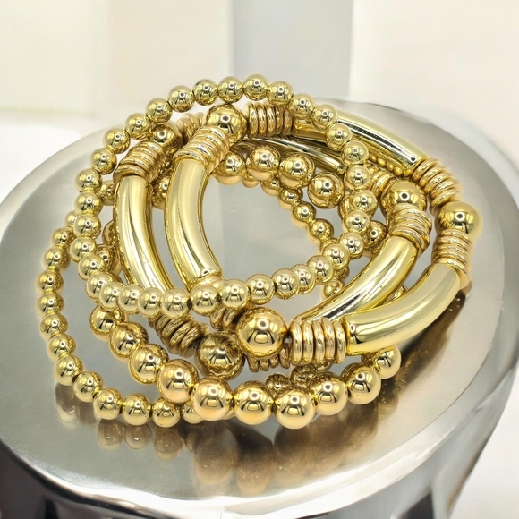 🆕️5-Piece Gold Plated Acrylic Beaded Bangle Bracelet Set Trendy & Stackable 🌟 - Picture 1 of 14